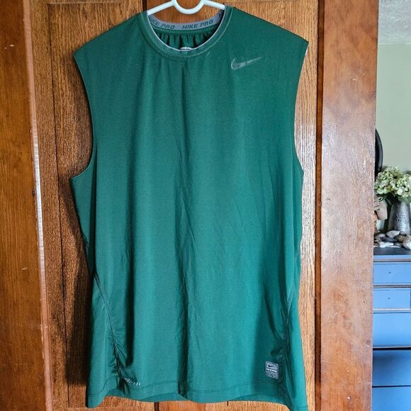 Nike Mens Large Green Sleeveless Top Athletic Fit Workout Ready - Picture 1 of 7